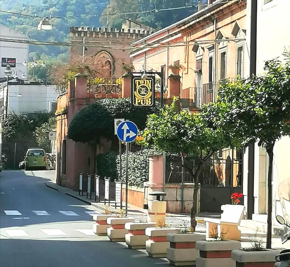 Oltremare Taormina Letojanni Lägenhet Exteriör bild