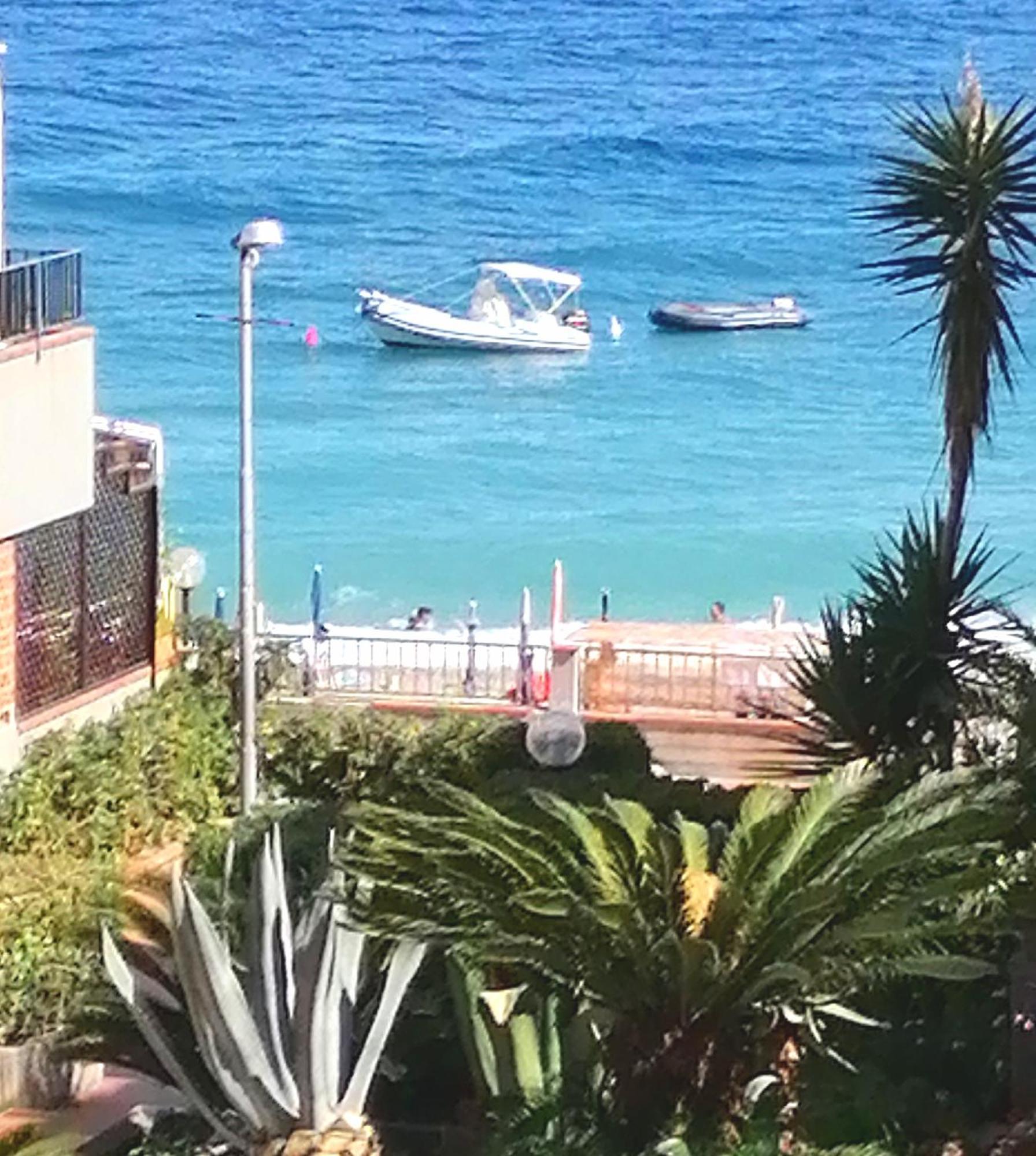 Oltremare Taormina Letojanni Lägenhet Rum bild